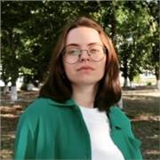 Lektorka języka angielskiego, studentka studiów magisterskich