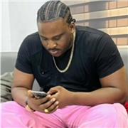 Mein Unterricht ist einzigartig und interessant. Ich bin eine zugängliche, geduldige und freundliche Person mit einem guten Sinn für Humor. Ich genieße es, Menschen zu unterrichten, wegen der persönlichen Belohnungen, die es für den Schüler und mich biete