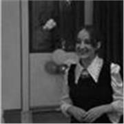 sono una studentessa libera a dare lezioni di diverse materie come: fisica, chimica, italiano (anche letteratura),....