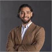 Mehrsprachiger Übersetzer in folgenden Sprachen: Deutsch Englisch Arabisch Experte