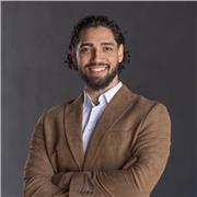 Mehrsprachiger Übersetzer in folgenden Sprachen: Deutsch Englisch Arabisch Experte