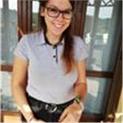 Studentessa dell'Università impartisce lezioni di matematica con esperienza nel settore