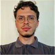 Diplomé en Informatique, specialisé en informatique quantique et en calculs haute performance