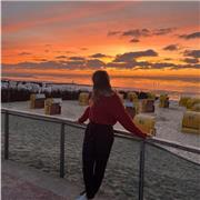 Grundschulstudentin - ich helfe dir gerne bei deinen Hausaufgaben oder auch Problemen in der Schule :)