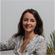 Profesora de alemán imparte clases de conversación