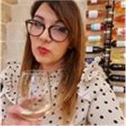 Docente di Filosofia e Scienze Umane inpartisce lezioni a studenti di eta compresa tra gli 11 e i 18 anni