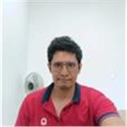 Ingeniero electrónico con maestría en ingeniería. Con 10 años como docente