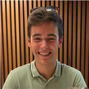 Estudiante de cuarto de carrera de la comercial de Deusto ofrece clases de inglés y de matemáticas con horario flexible