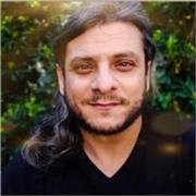  Docente esperto per un italiano davvero fluente 
Mi trovo a venezia !! 