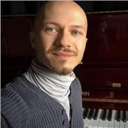 Vocal Coach - Singing Lessons - London and online