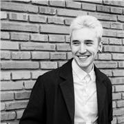 Tuteur pour l'aide aux devoirs et le soutien scolaire donne des cours particuliers d'anglais