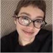 Cerchi un’insegnante giovane ed energica che ti aiuti a capire matematica senza pressioni? Sono la persona giusta per te!