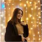 Ciao sono Federica! Ho 19 anni e studio Giurisprudenza sono uscita dal liceo scientifico con 100 e lode, ma sono portata sia per le materie scientifiche che umanistiche. 