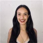 Hola, soy profesora de Ciencias Sociales y Humanidades, titulada en Sociología y estudiante de Máster en Problemas Sociales. 