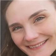 Docente di lingua inglese disponibile per lezioni e ripetizioni di lingua inglese