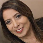 Contadora titulada dicta clases de contabilidad y tributación