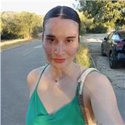 Técnico en educación infantil, doy clases de repaso de castellano, catalán e inglés desde primaria hasta educación secundaria.