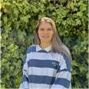 ¡Hola! Soy es Miriam, graduada en Magisterio.
Ofrezco clases particulares para todas las edades. ¡estoy aquí para ayudar!