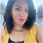 Profesora de psicología imparte asesorías para alumnos de universidad