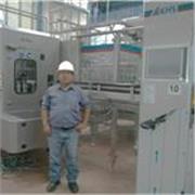 Ingeniero mecánico industrial con amplia experiencia internacional en todas las áreas industriales. Da clases online
