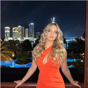 Profesora de baile moderno y cheerleader del CB Gran Canaria y del beachsoccerworldwide