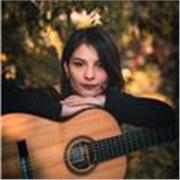 Insegnante di chitarra offre lezioni di chitarra e ukulele