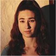 Studentessa universitaria, al terzo anno di Mediazione linguistica, offre ripetizioni e aiuto compiti di spagnolo