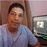 soy Idir. Estoy montando un negocio de tecnología educativa. Quiero seguir enseñando tambien!