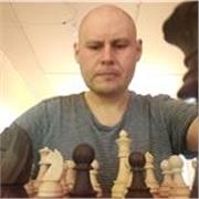 Soy profesor de ajedrez enfocado en principiantes, con clases estructuradas y progresivas