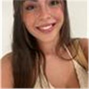 Me encanta trabajar en la educación de los niños y hacerle amenas las clases, no únicamente doy clases de inglés, puedo adaptarme a cualquier otra materia