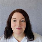 Ich unterrichte Englisch & Französisch in jedem Niveau sowie die Vorbereitung aller Diplome.Ich habe15 Jahre in Frankreich und 3 Jahre in England gelebt