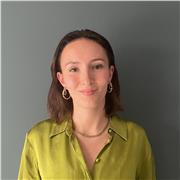 English speaking Maths tutor who received a 2:1 in their Applied Mathematics degree at the University of Bath.