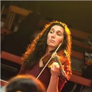 Profesora de Violín Egresada del Conservatorio de Bs. As, Argentina, con más de 18 años de experiencia docente