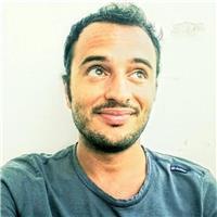 Offro lezioni di design industriale, lezioni personalizzabili seconda della necessità dello studente. in generale i contenuti saranno : disegno a mano, disegno 2d e 3d con rhinoceros, renderizzazione con keyshot, presentazione di un progetto