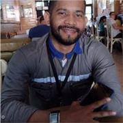 Soy una persona proactiva, inquieta con ganas de siempre ayudar a los demás a desarrollar competencias y habilidades que lo ayuden a crecer