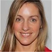 Soy profesora de Arte Dramático, con formación en literatura, historia del teatro, gramática y dicción.