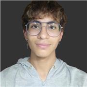 Joven de 17 años, entrenador de Volleyball y profesor de repaso de primaria, también doy clases de Inglés y Matemáticas de primaria.