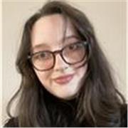 I am currently a student at the Royal College of Art, providing portfolio/drawing guides for A-Level/university students. 
