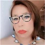 Maestra de español con conocimiento de enseñar a niños y adultos