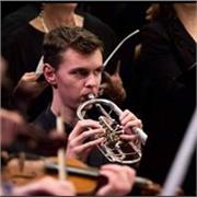 Buongiorno, sono uno studente di tromba laureando al biennio al conservatoire della Valle d'Aosta, ho collaborato con numerose orchestre quali La filarmonica del Teatro Regio di Torino, l'orchestra del Teatro Olimpico di Vicenza, L'orchestra Filarmonica I