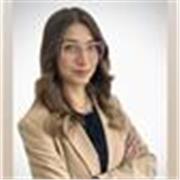 Laureata magistrale in Linguistica con il massimo dei voti, disponibile per aiuto compiti a bambini delle scuole elementari