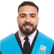 Licenciado en geografía y ordenación territorial y con un máster en planificación territorial
