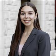 Qualified English tutor providing engaging private lessons online.