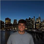 Estudiante de ingeniería aeroespacial y profesor particular de alumnos de infantil y primaria los últimos 2 años