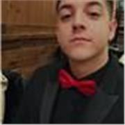 Soy un chico joven y espontáneo, bueno con las matemáticas y podría hacer que alumnos de primaria consigan aprender de una manera más sencilla y entretenida.