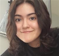 Profesora de arte brinda clases para aquellos que quieran mejorar y pulir sus habilidades artísticas