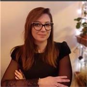 Offro lezioni private a studenti universitari nelle materie economiche. Offro inoltre supporto nell'acquisire un metodo di studio per preparare qualsiasi esame nel migliore dei modi senza stress!