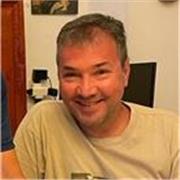 Ciao, sono un matematico, laureato a Roma La Sapienza in Analsi Numerica con 107/110. Ex programmatore Java con esperienza plurien