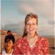 I am a qualified Dutch teacher who helps children and teenagers aged 4 to 18 improve their Dutch language skills