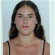 Estudiante titulada en bachillerato, con ganas de enseñar y dispuesta a dar lo mejor de mi, dispongo titulo de B1 en la EOI
